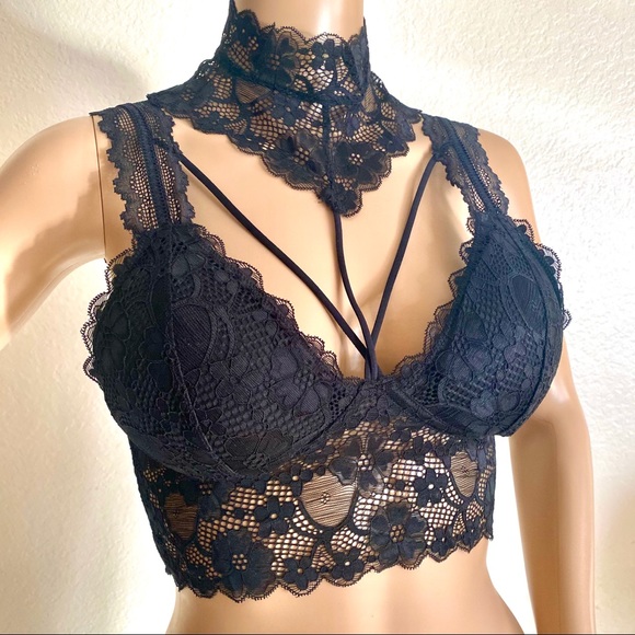 High Neck Bralette by Dynamic Seamless Apparels - Picture 6 of 16